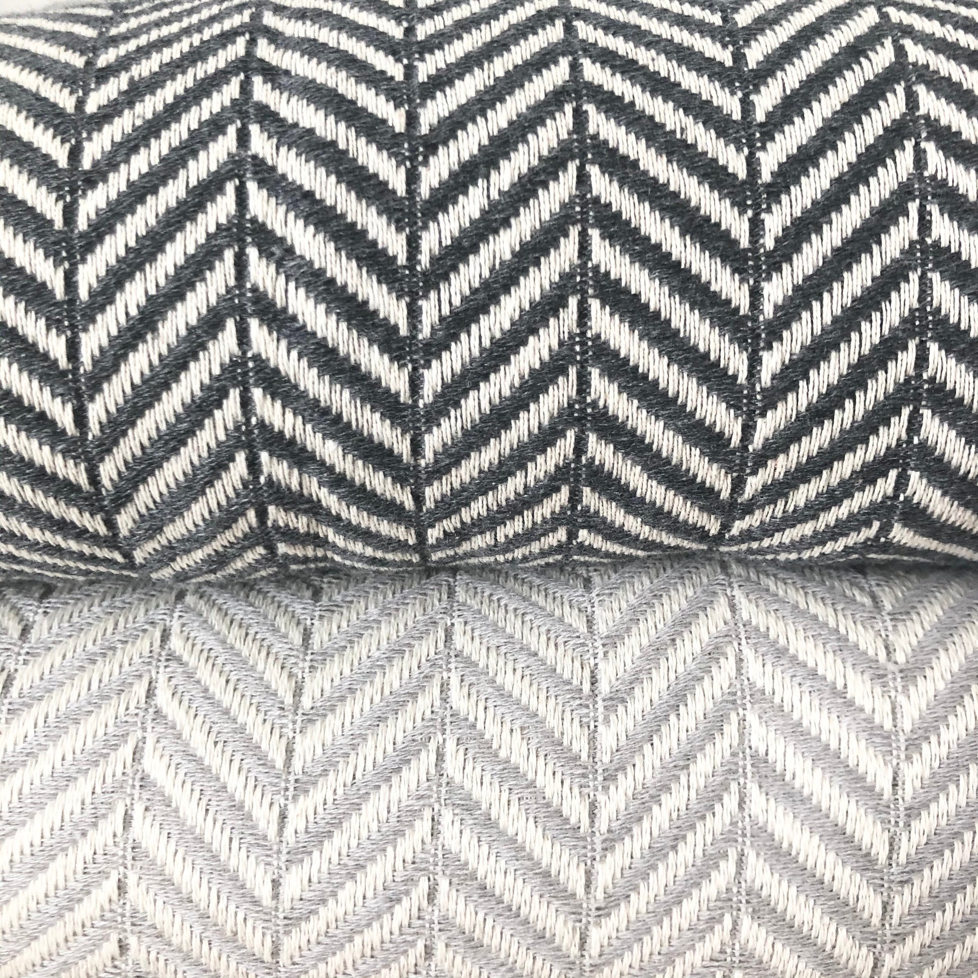 Organic Cotton Herringbone Blanket | Dark Grey | The Artisans Loft Canada | Queen Size | Tassels